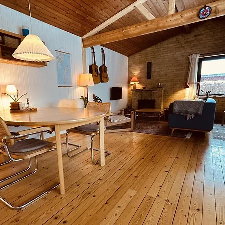 Charming And Cozy 度假居