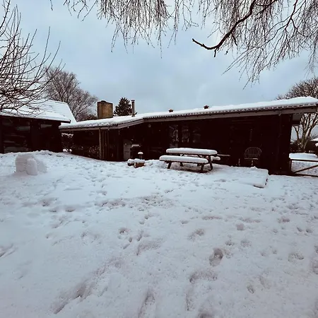 度假居 Charming And Cozy Tranekær