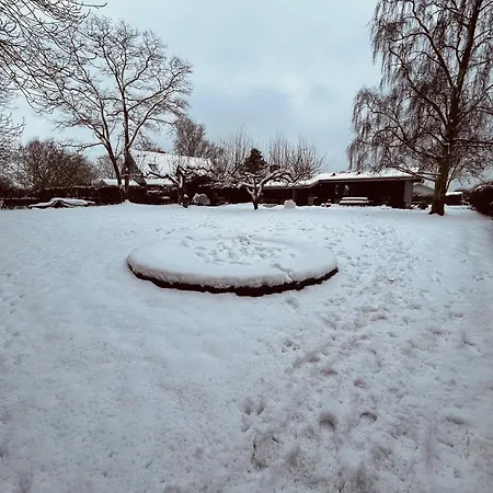 度假居 Charming And Cozy Tranekær